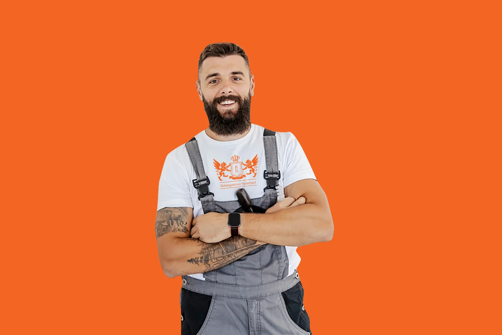 Dit is Jan onze vliesbehanger in Alkmaar die bekend staat om zijn strakke werk.